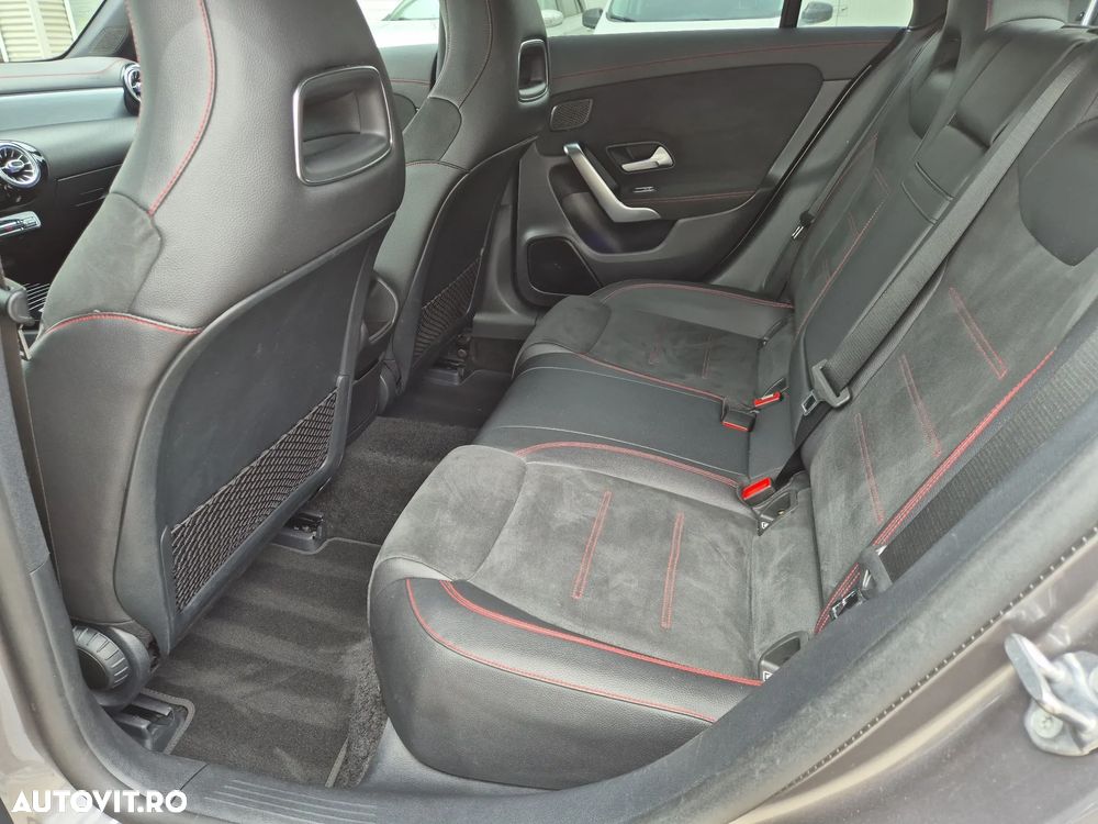 Mercedes-Benz CLA 200 7G-DCT AMG Line - 20