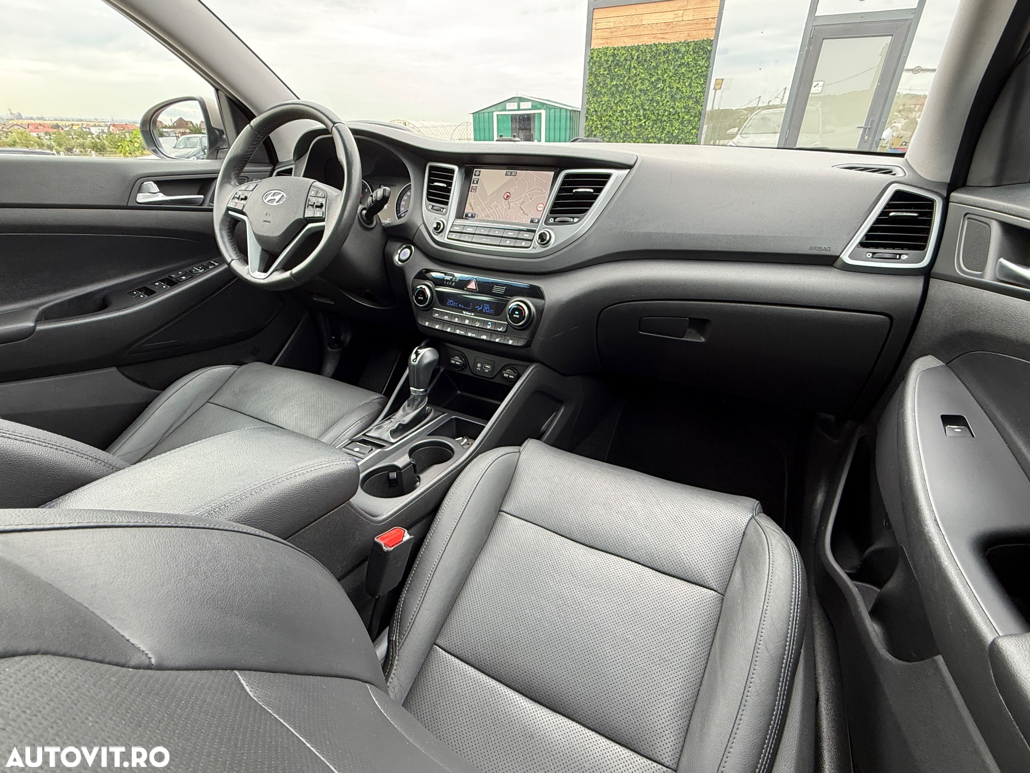Hyundai Tucson 2.0 CRDI 4WD 6AT Luxury Pack+ - 6