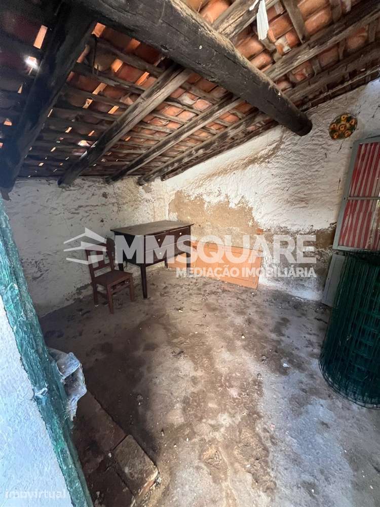 Moradia T3 inserida na zona histórica de Ourique - Grande imagem: 3/22