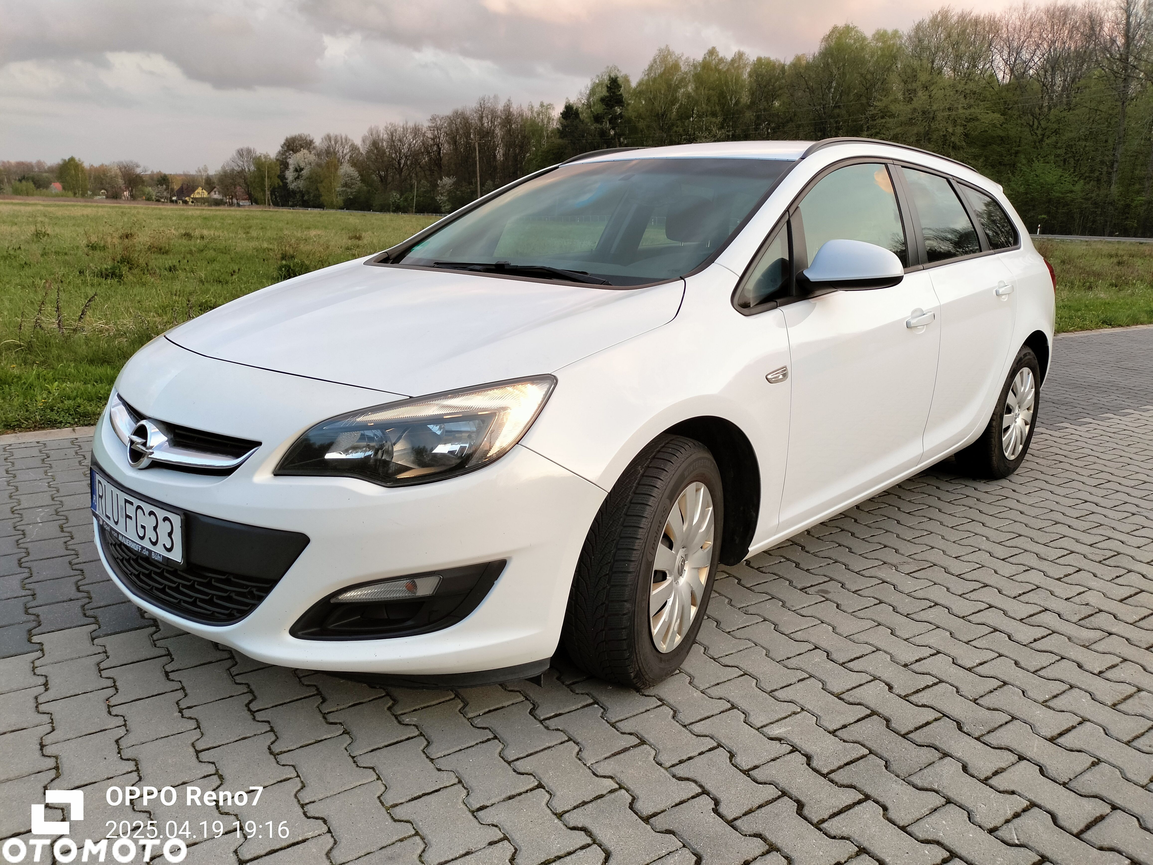 Opel Astra IV 1.4 T Sport - 1