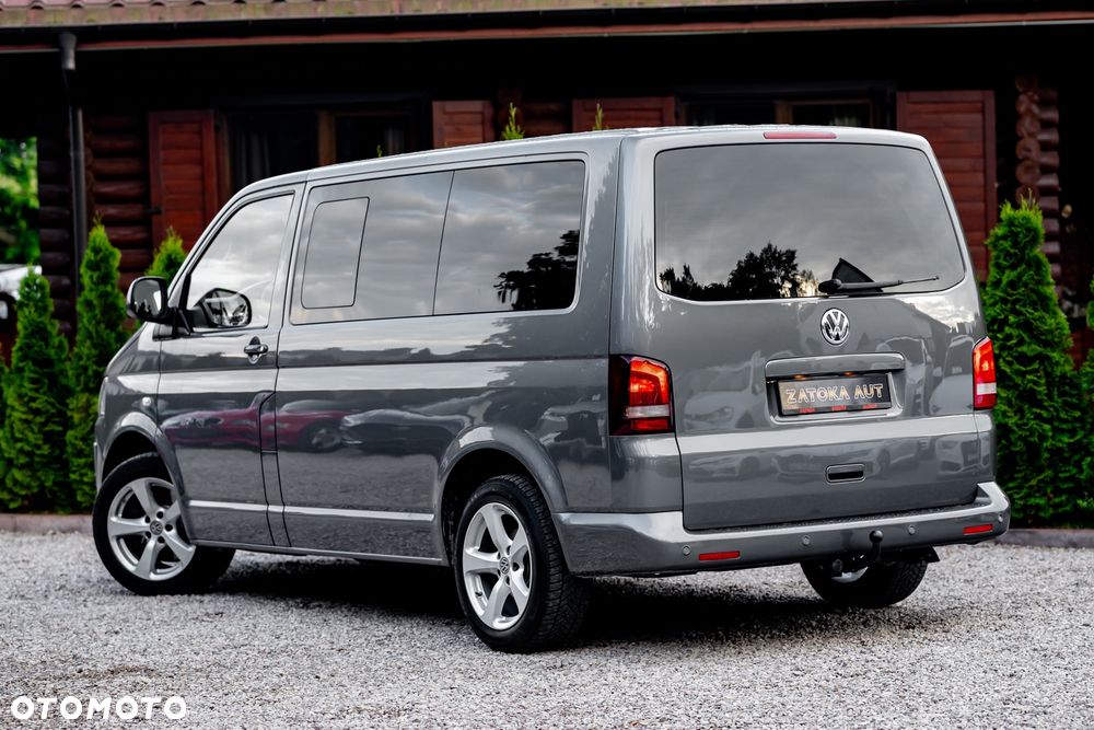 Volkswagen Multivan - 10