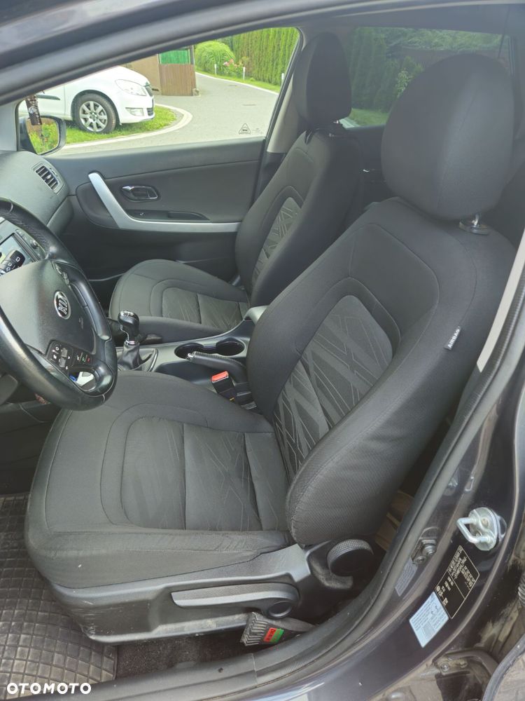 Kia Ceed 1.6 GDI Smart Plus - 10