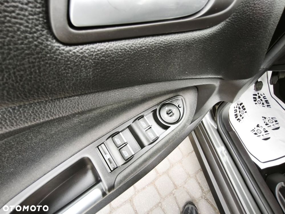 Ford C-MAX - 12