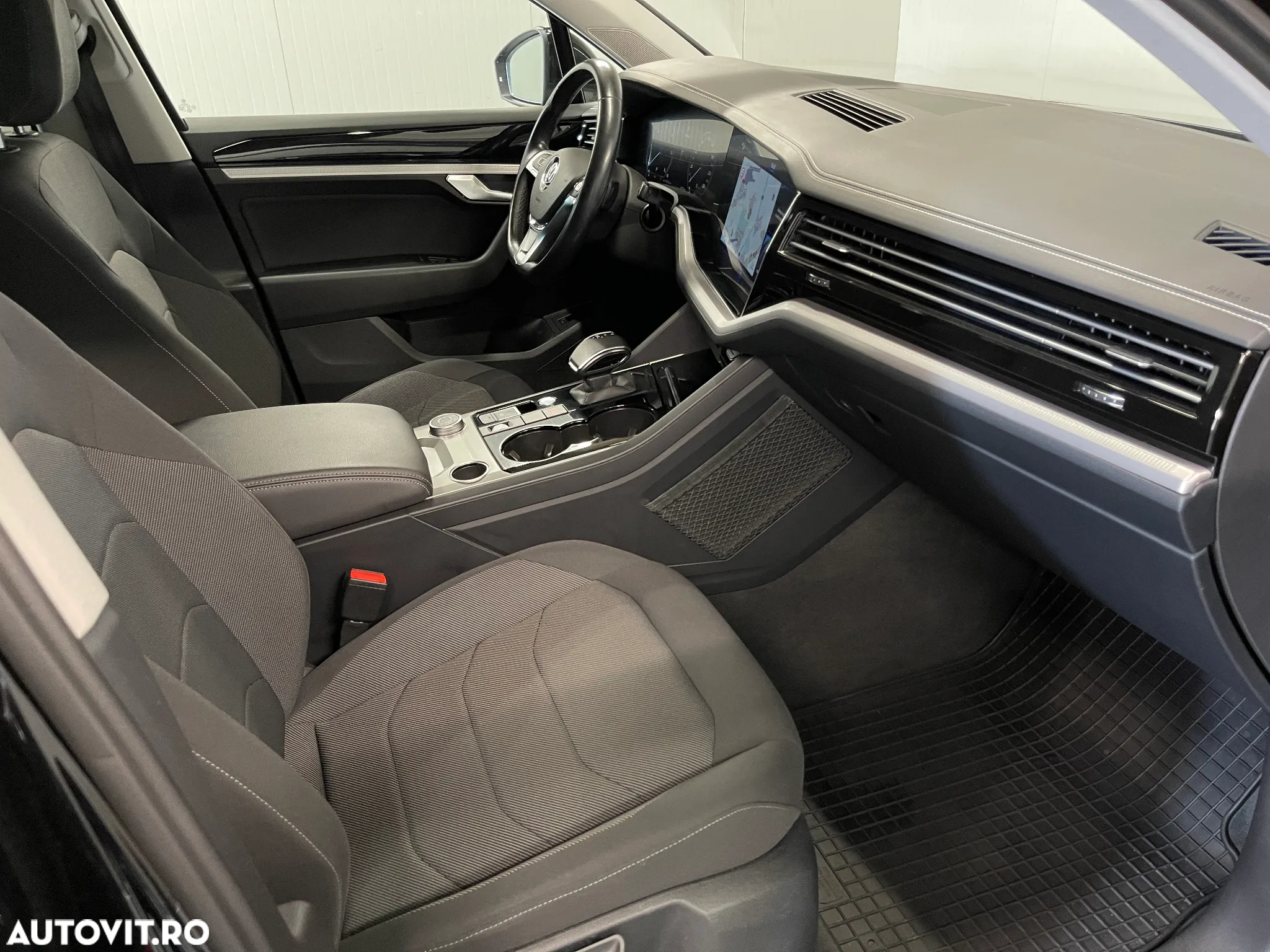 Volkswagen Touareg V6 TDI Style - 12
