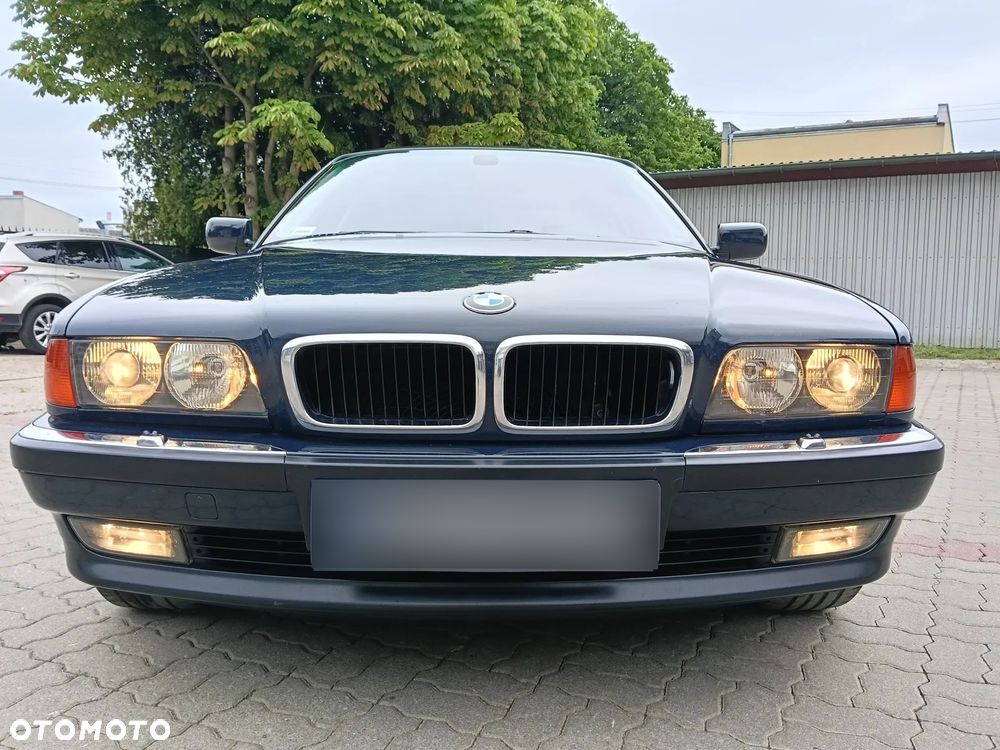 BMW Seria 7 - 1