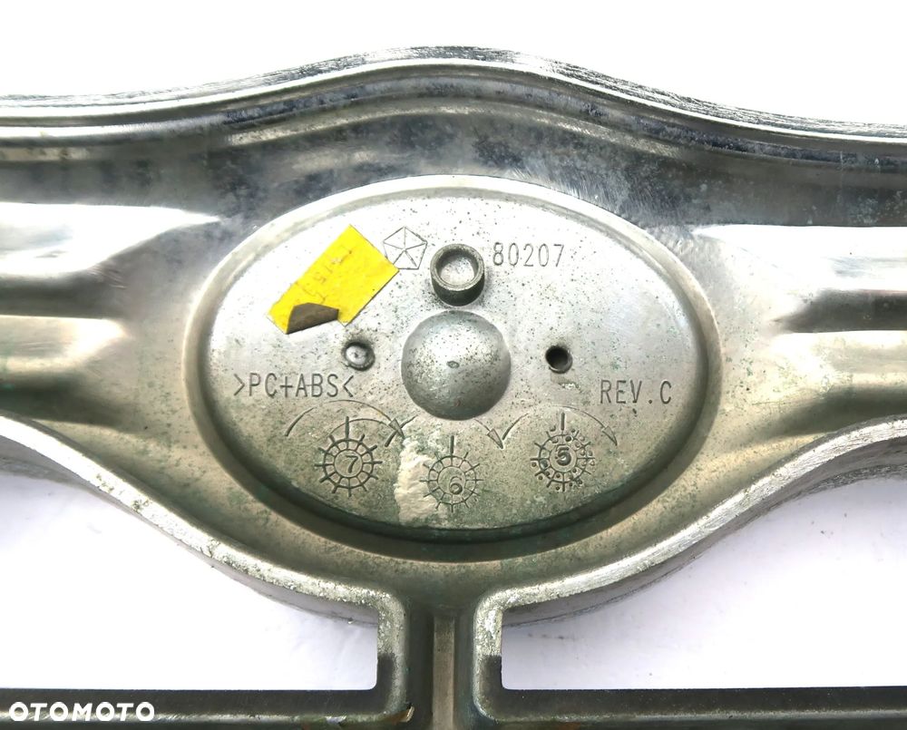 CHRYSLER 300C 2004 - 2010 atrapa GRILL CHROM LOGO 300 C ORYGINAŁ OE - 4