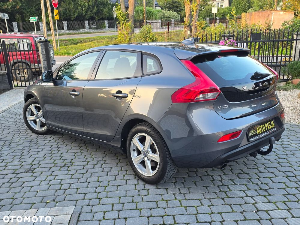 Volvo V40 T3 - 15