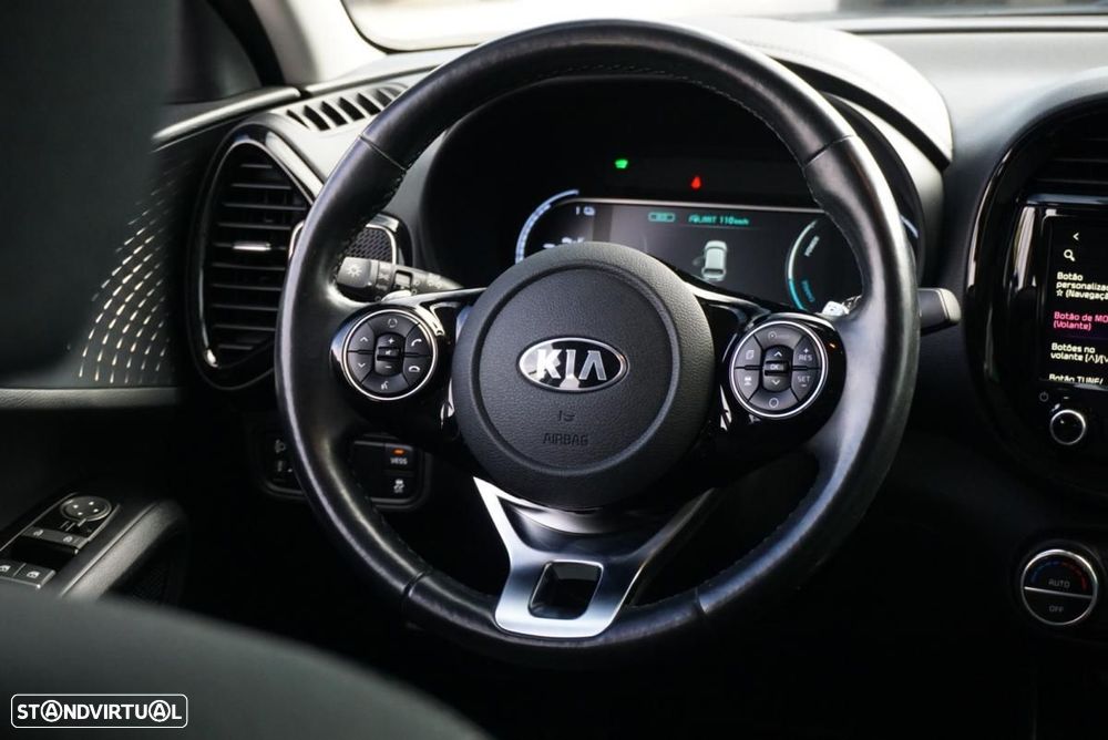 Kia e-Soul Vision - 36