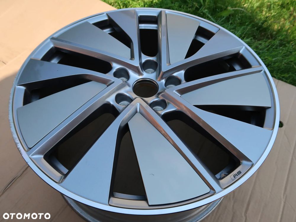 FELGA AUDI E-TRON 21'' 4J3601025AA - 1