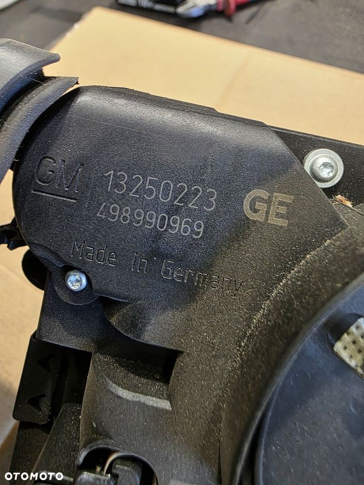 OPEL ASTRA H III ZAFIRA B MANETKA MANETKI PRZEŁĄCZNIK ZESPOLONY 13250223GE - 2