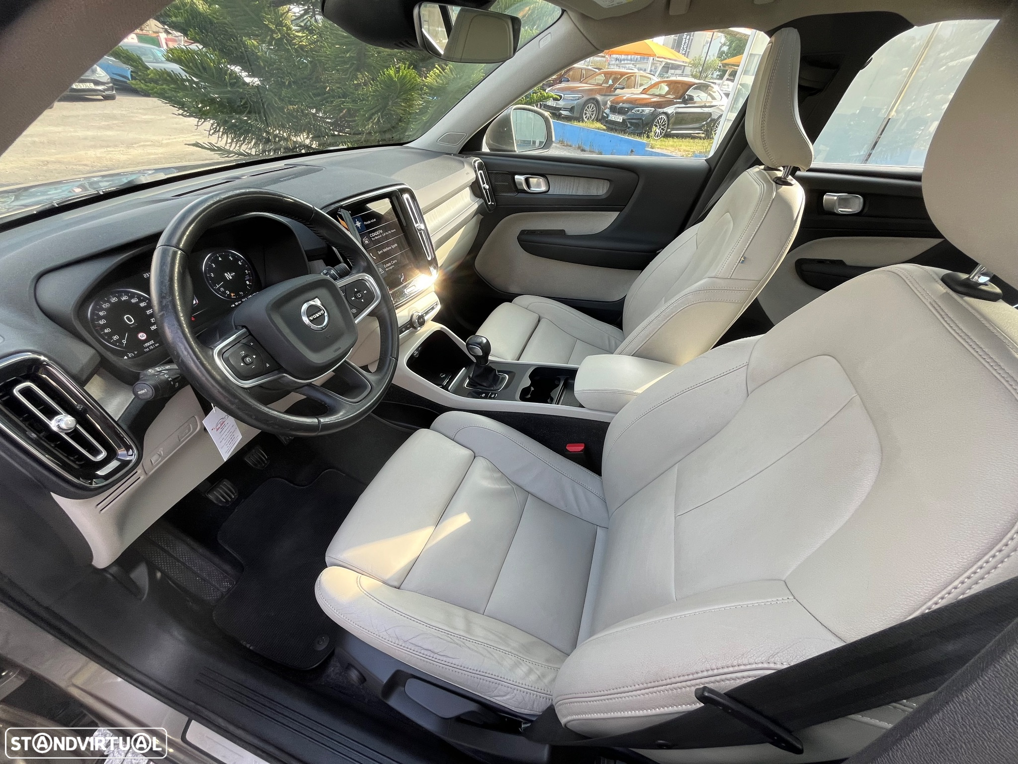 Volvo XC 40 1.5 T2 Inscription - 24