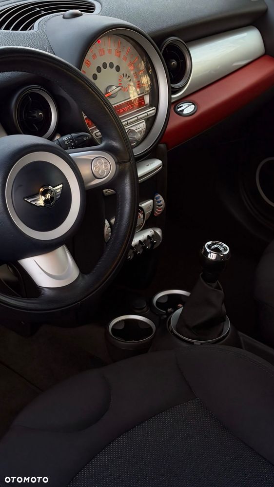 MINI ONE Standard - 17