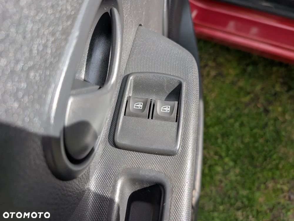 Dacia Logan 1.2 16V Ambiance EU6 - 15