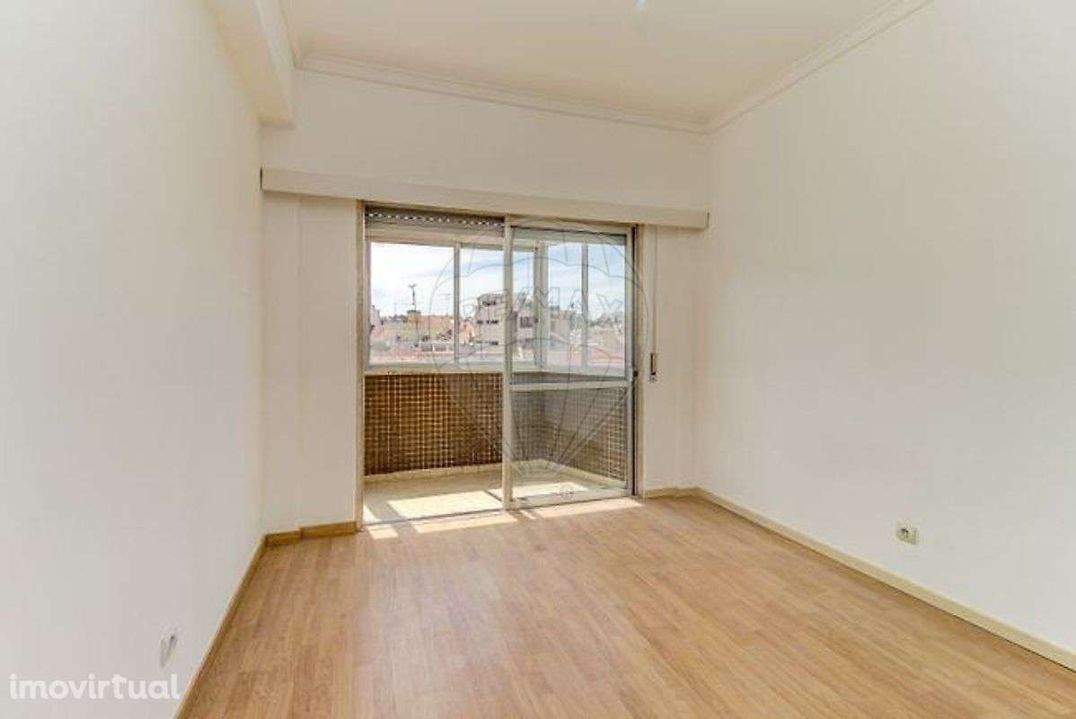 Apartamento T1 para arrendamento - Grande imagem: 4/11