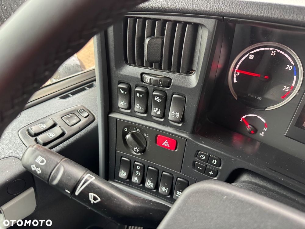 Scania R 450 KONTENER / IZOTERMA 7.45m - WINDA - 32