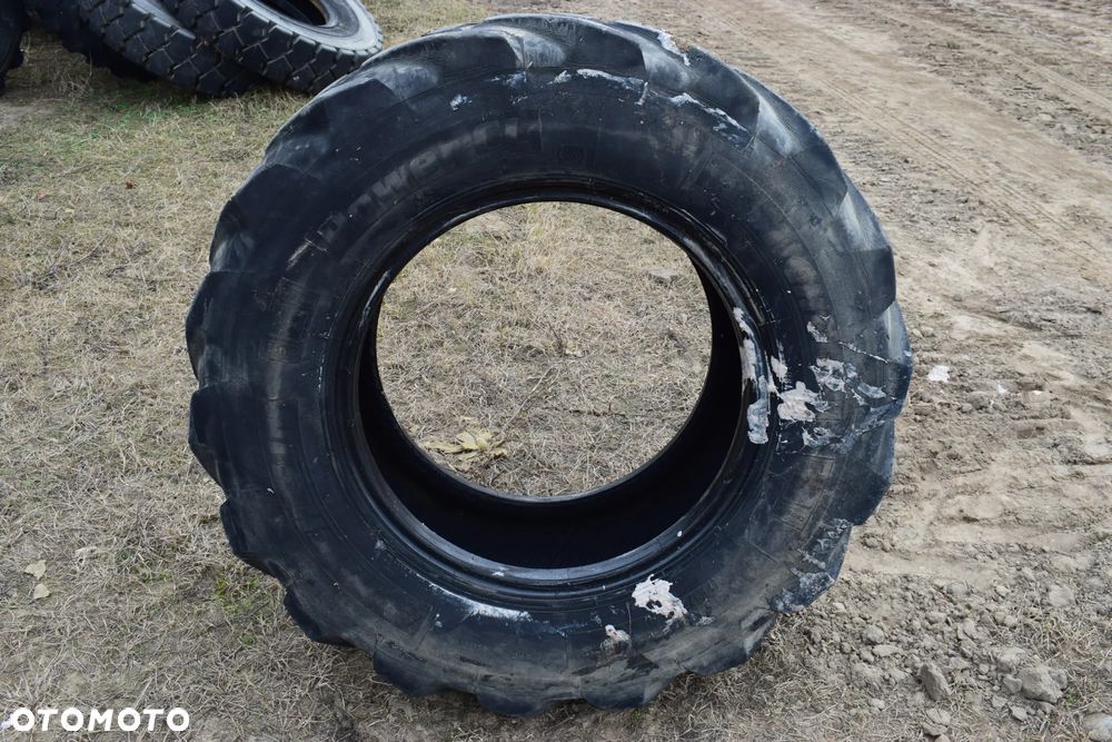 Opona/ opony 15.5/80 R24 400/80 R24 Michelin Solideal - 18