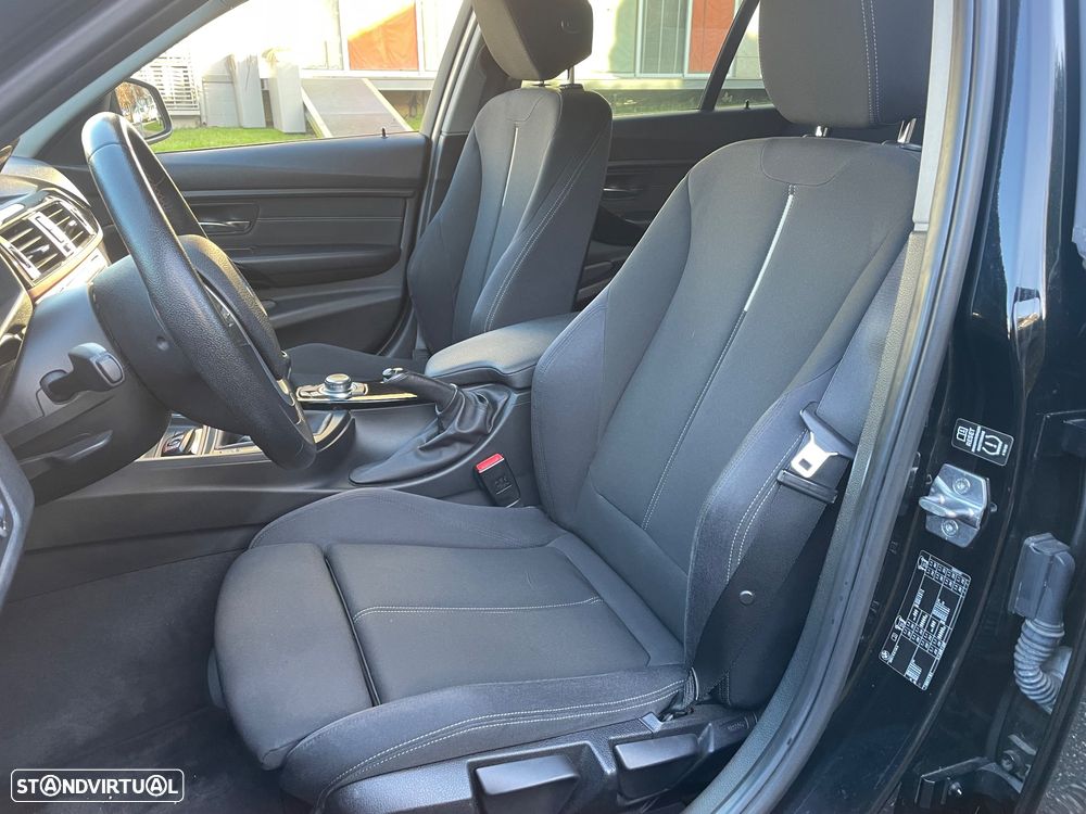 BMW 320 d Sport Line - 8