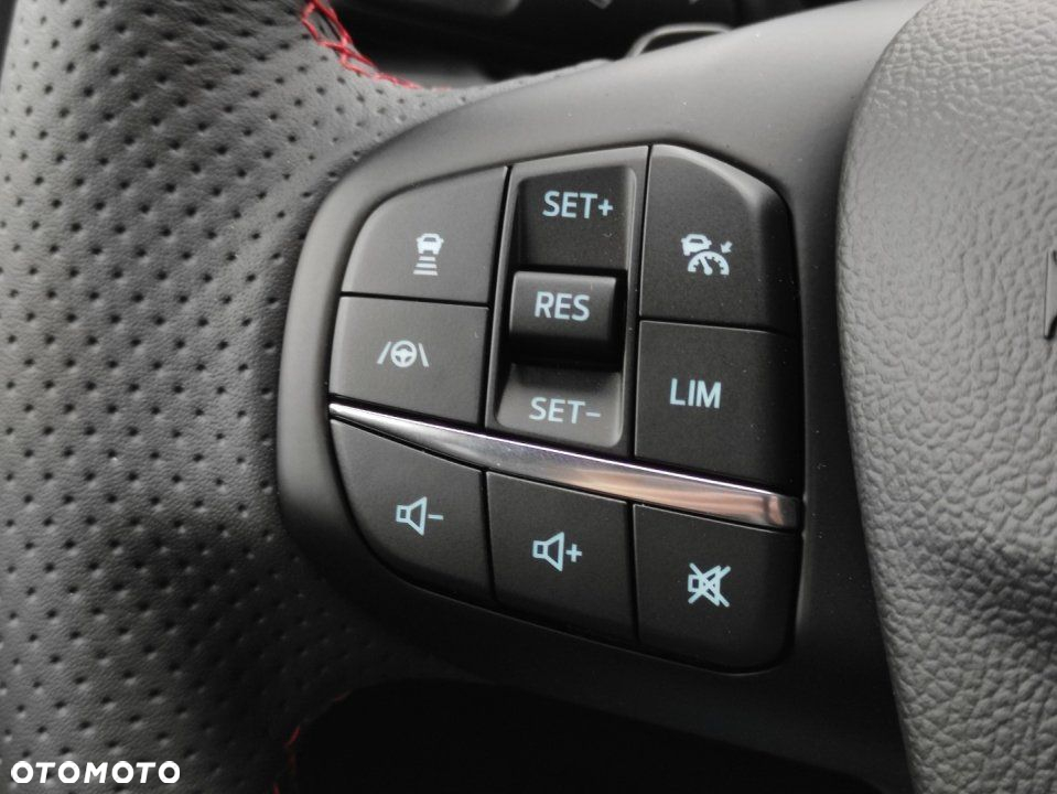 Ford Focus - 21