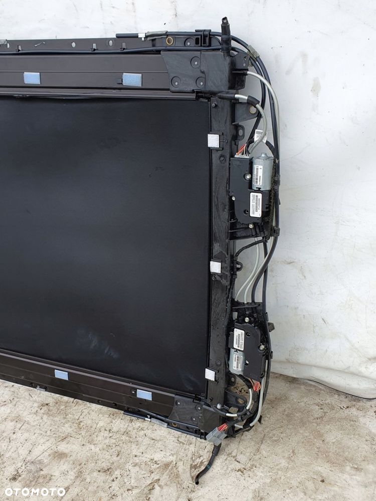 szyberdach panorama Jeep Grand Cherokee wk2 - 15