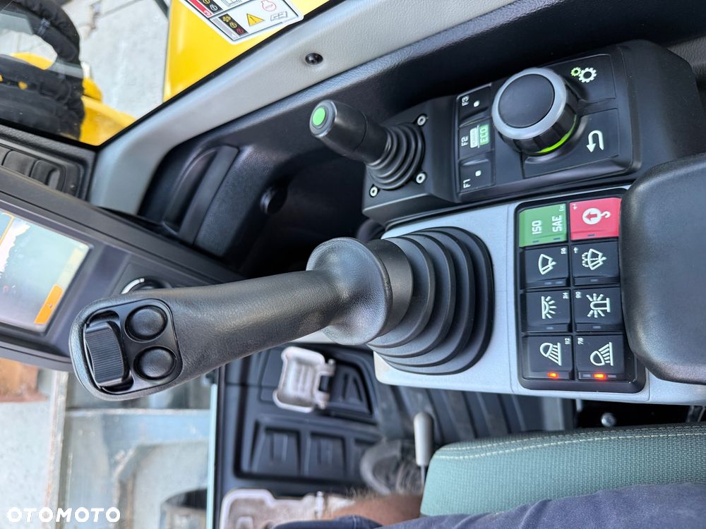 Wacker Neuson ET65 - 13