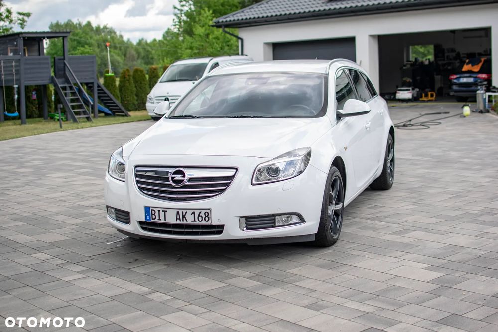 Opel Insignia - 25