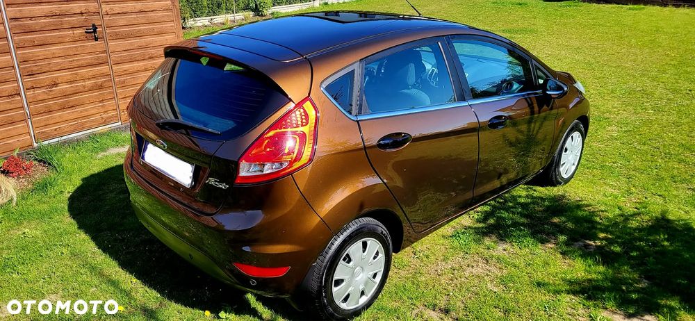 Ford Fiesta 1.25 Titanium EU5 - 24