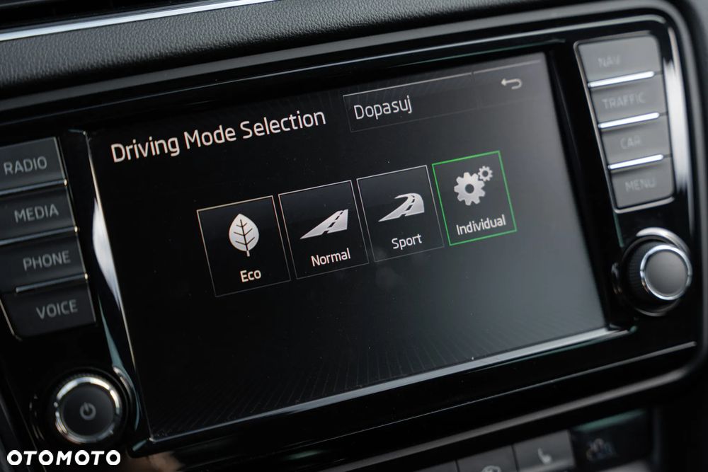 Skoda Octavia 2.0 TDI RS DSG - 20