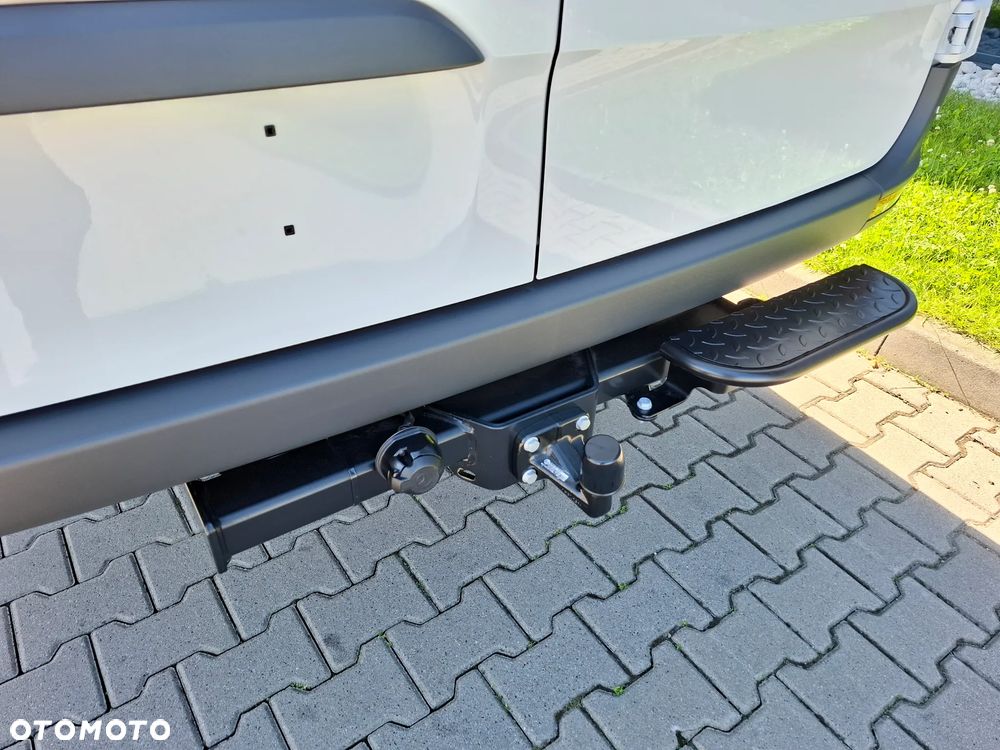Mercedes-Benz Sprinter 317 CDI Furgon PRO długi 4325 mm L3H2 - 11