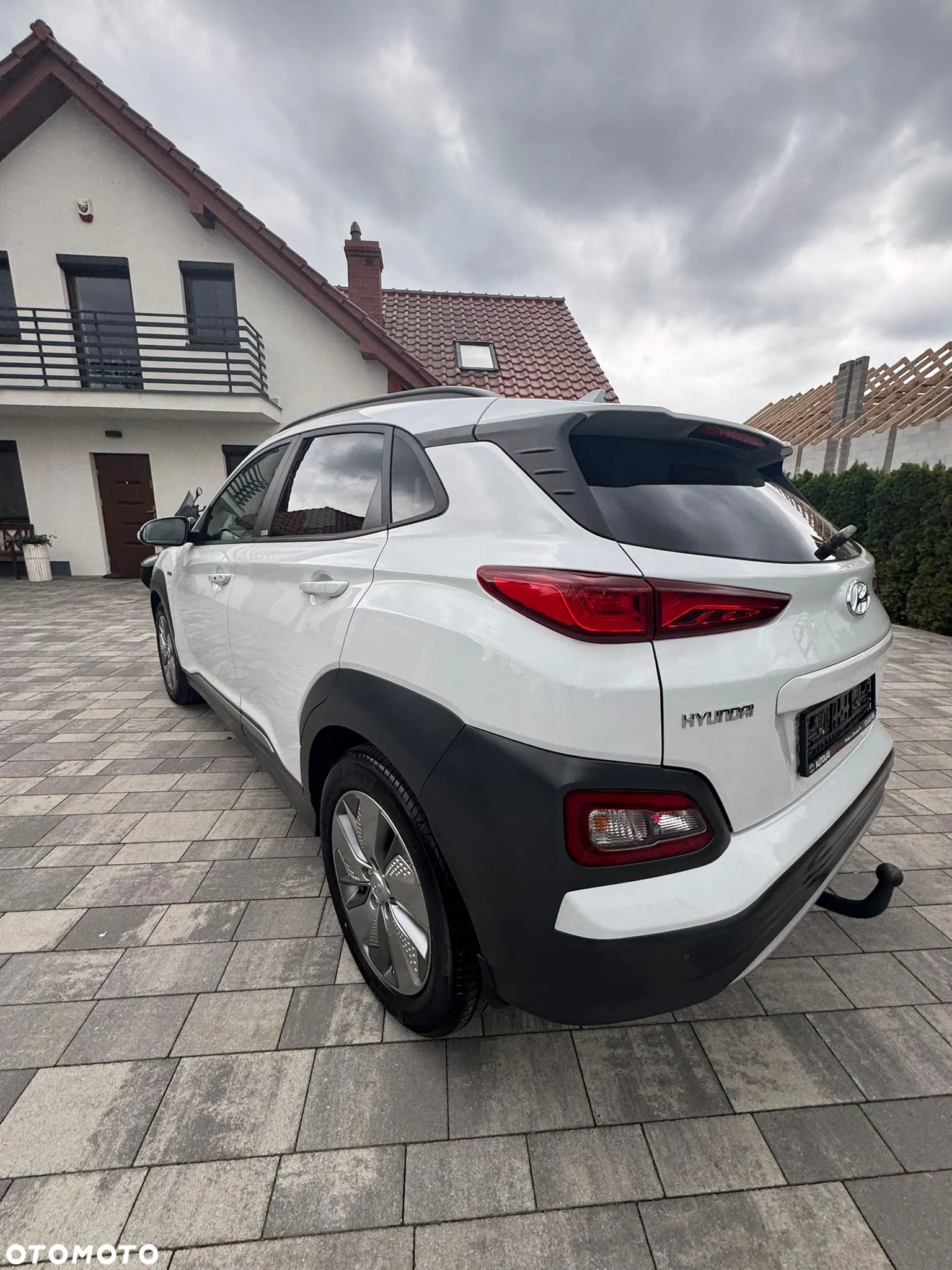 Hyundai Kona Electric 64kWh Premium - 7