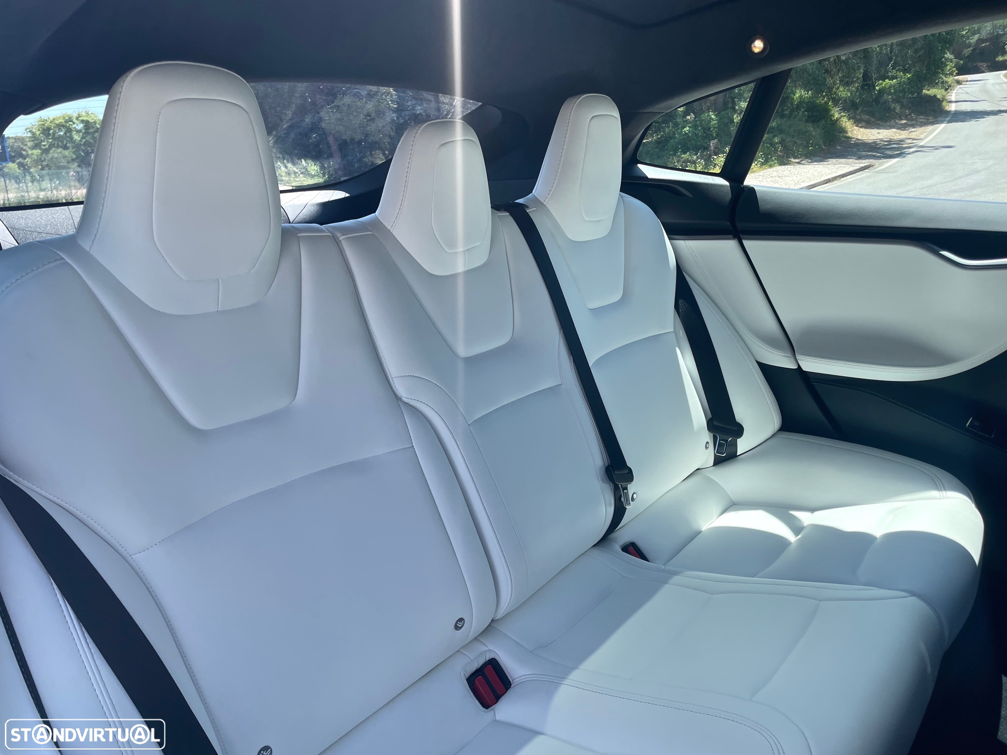 Tesla Model S Long Range - 20