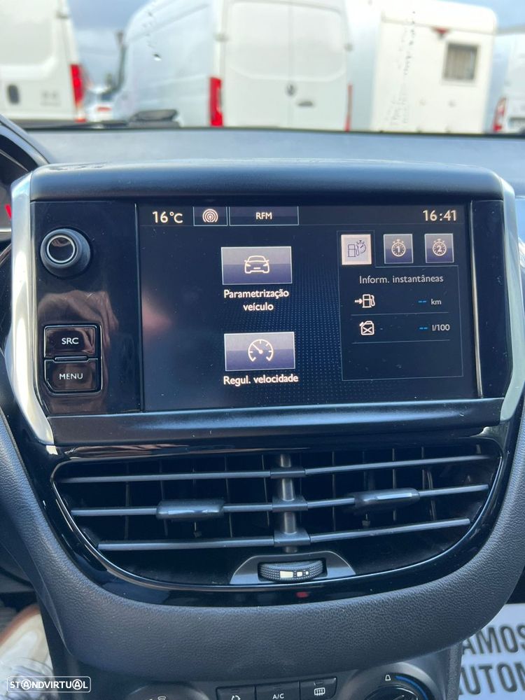 Peugeot 208 1.2 PureTech Active - 26