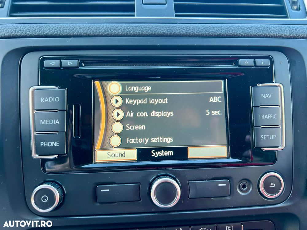 Volkswagen Jetta - 23