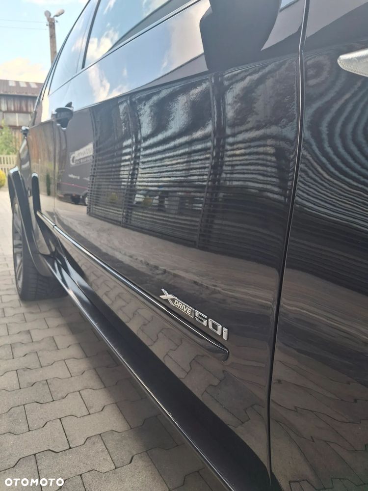 BMW X5 5.0i xDrive - 9