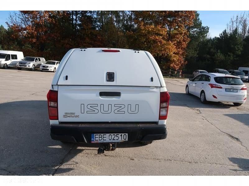 Isuzu D-Max - 10