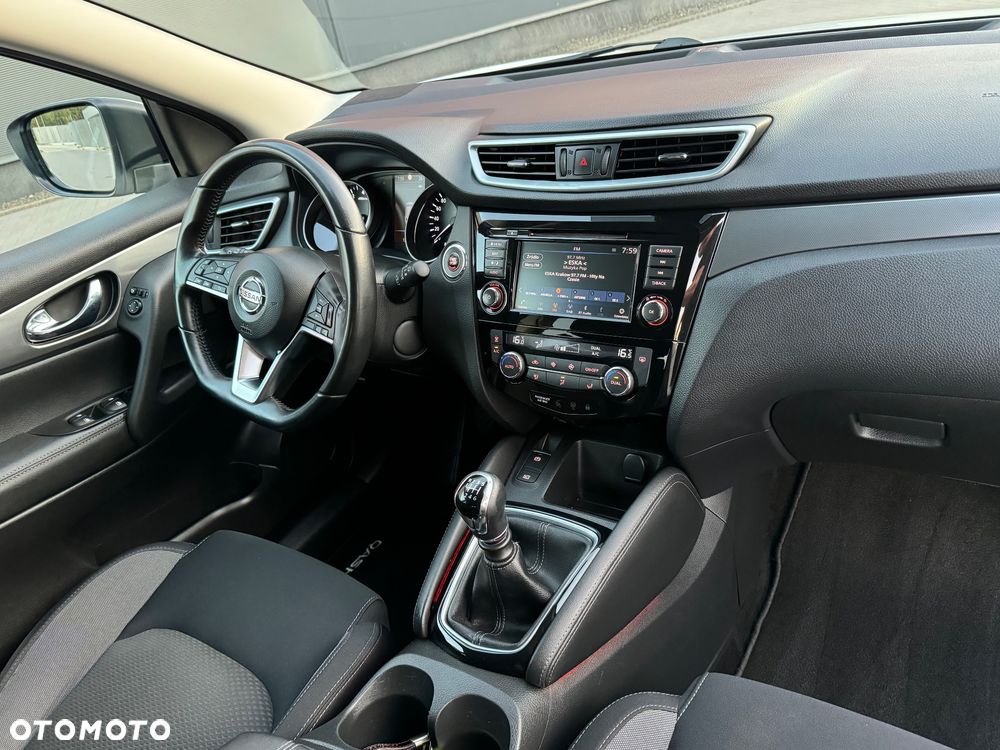 Nissan Qashqai 1.3 DIG-T Tekna+ - 7