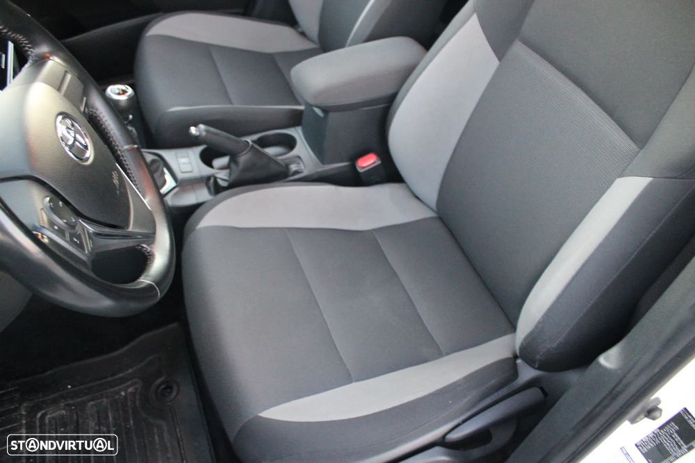 Toyota Auris 1.4 D-4D Comfort - 50
