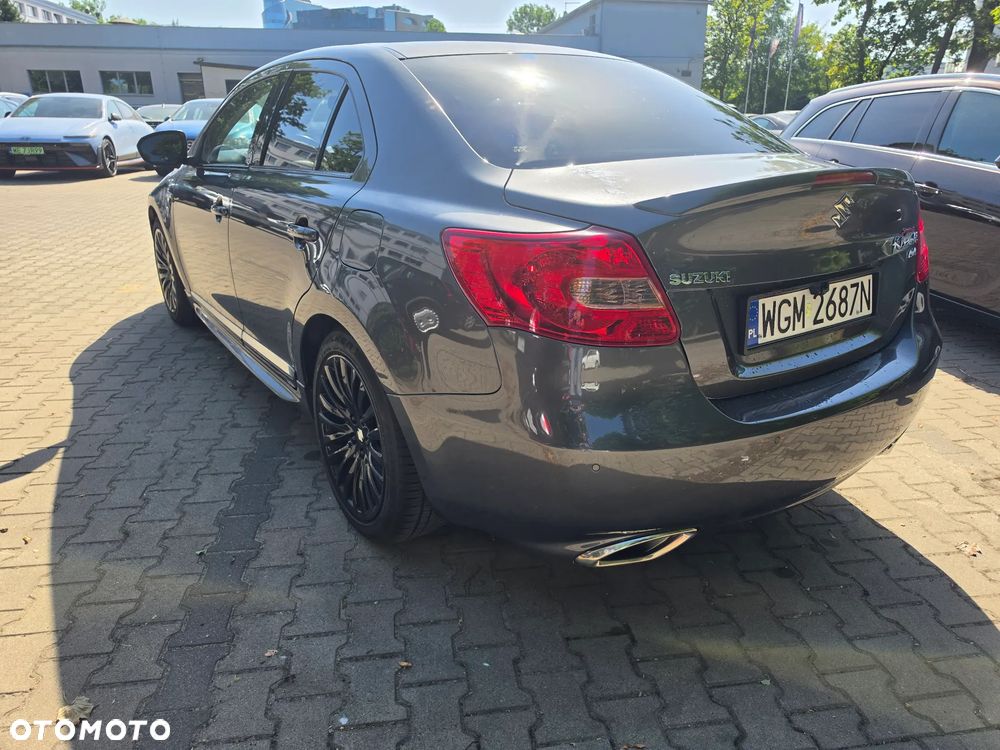 Suzuki Kizashi - 4