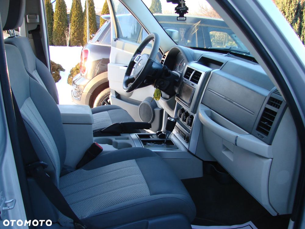 Jeep Cherokee 2.8 CRD DPF Automatik Limited - 17