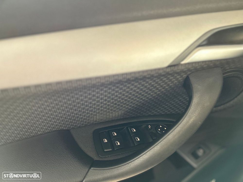 BMW X1 16 d sDrive Advantage Auto - 33