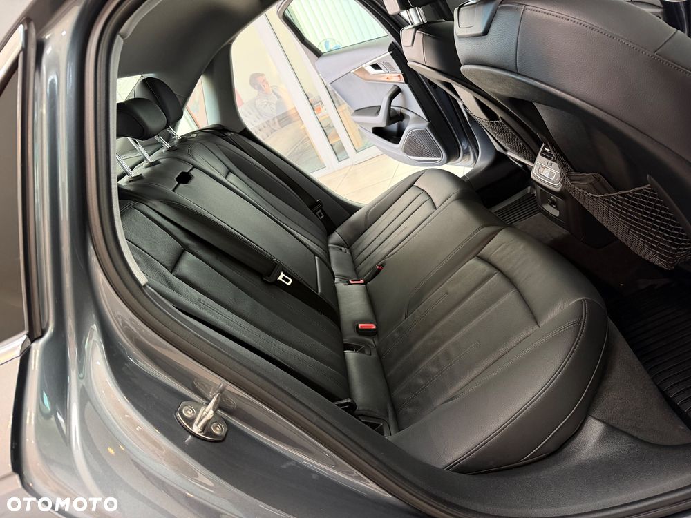 Audi A4 Limousine 2.0 TFSI Quattro Design S tronic - 34
