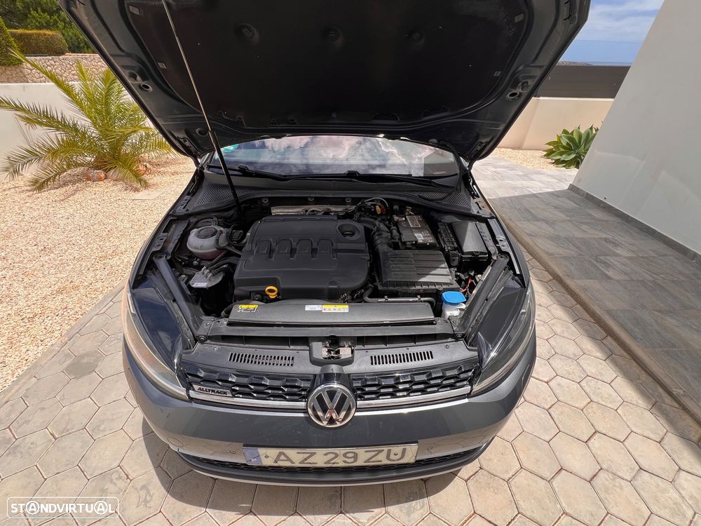 VW Golf 2.0 TDi GTD DSG - 11