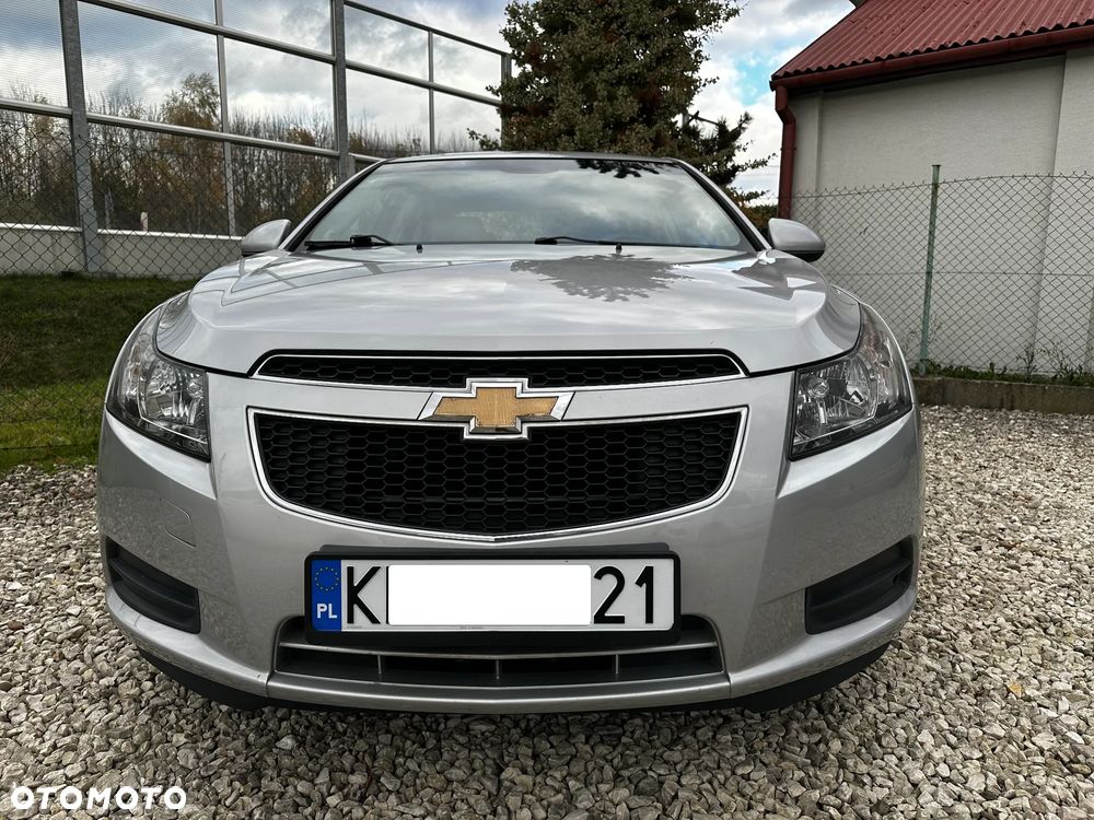 Chevrolet Cruze 1.6 LS - 1