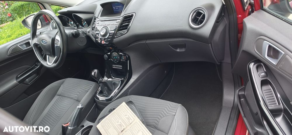 Ford Focus - 7