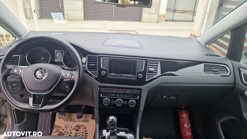 Volkswagen Golf 1.6 TDI BMT Highline - 11