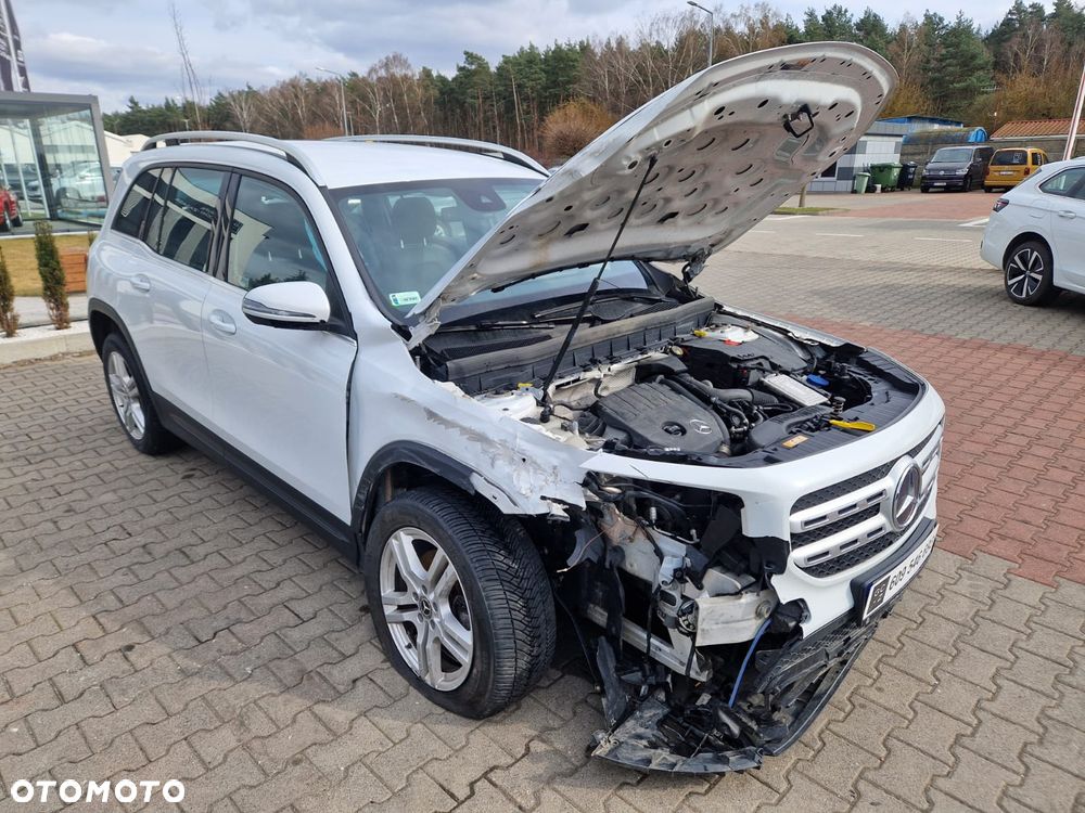 Mercedes-Benz GLB 200 Progressive 7G-DCT - 19