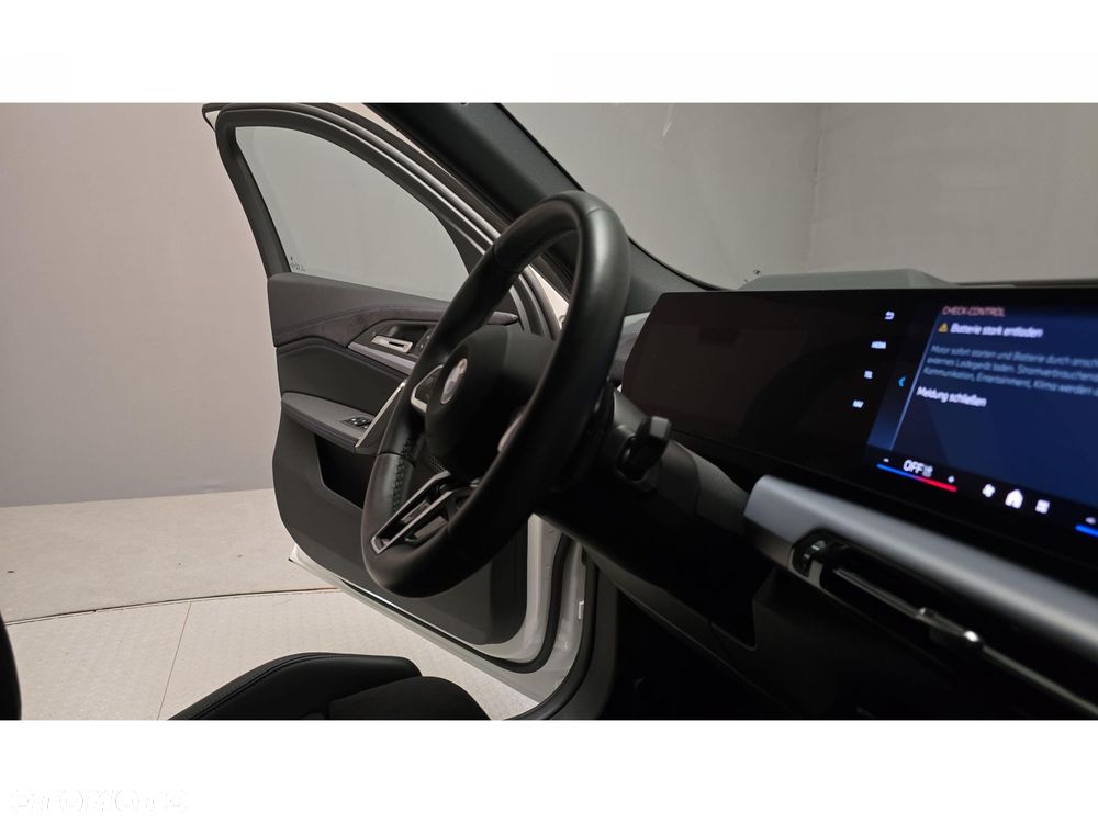 BMW X2 - 28