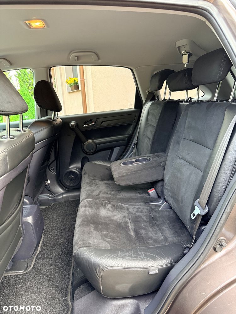 Honda CR-V 2.0i-VTEC Automatik Executive 50 Jahre Edition - 31