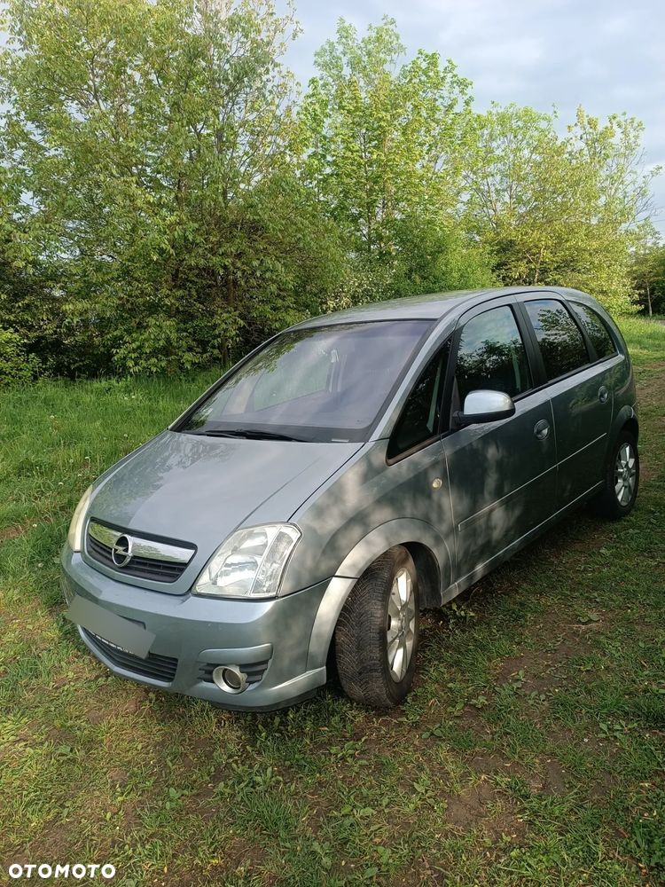 Opel Meriva 1.6 16V Cosmo - 9