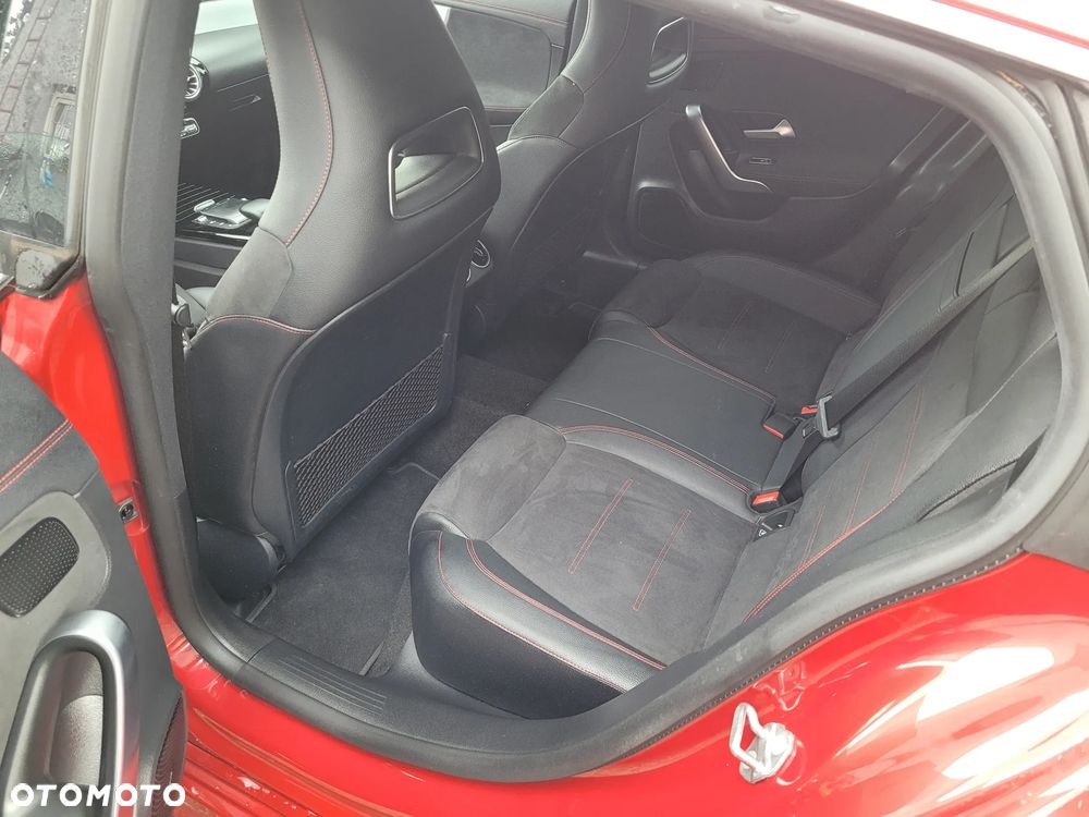 Mercedes-Benz CLA - 20