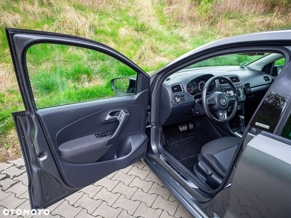 Volkswagen Polo 1.6 TDI DSG Style - 32